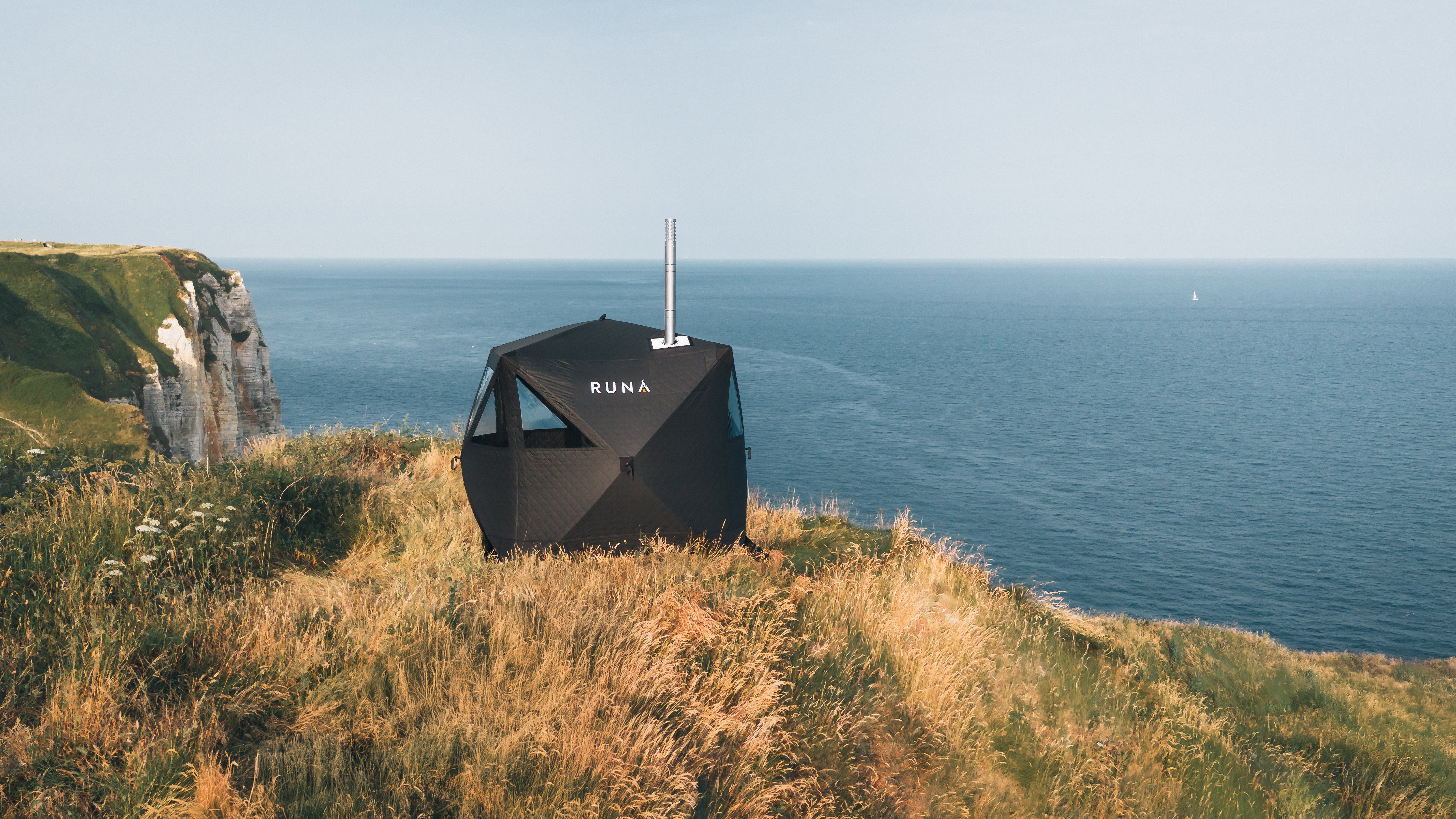 RUNA Sauna auf der Klippe in der Normandie
