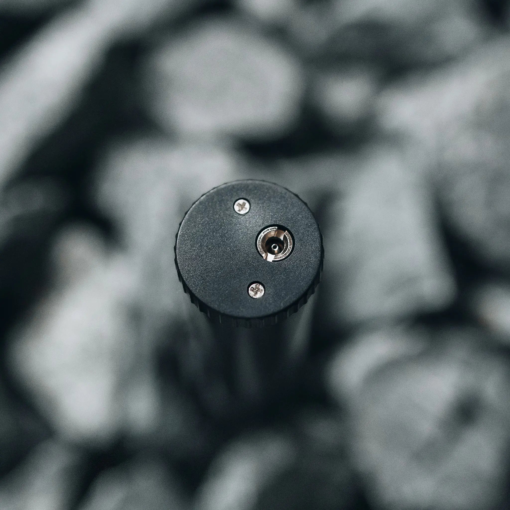 Sturmfeuerzeug mit Gas nachfüllen