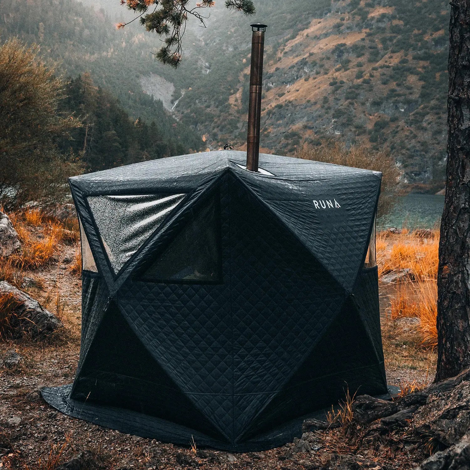 Zeltsauna direkt am See im Regen - RUNA