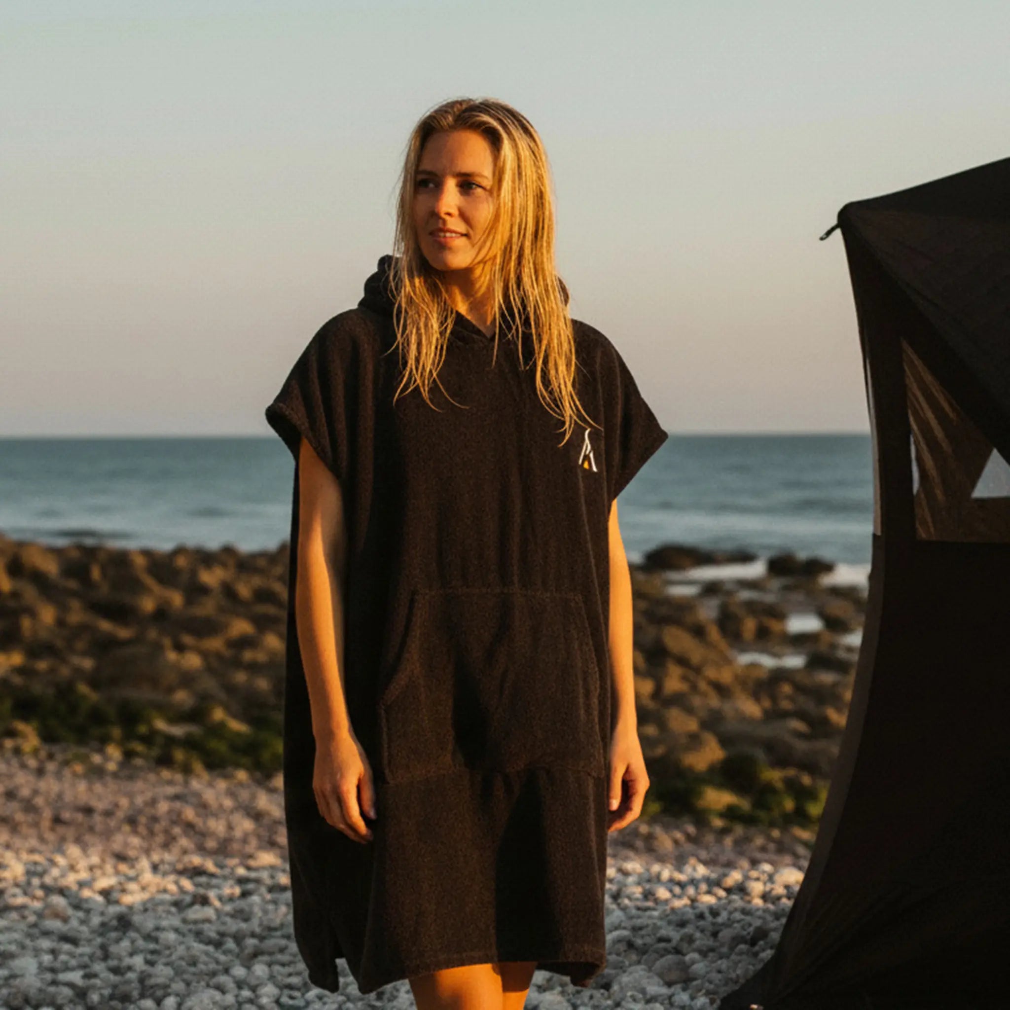 RUNA | Sauna Geschenke-Set – Poncho| Saunahut | Sturmfeuerzeug