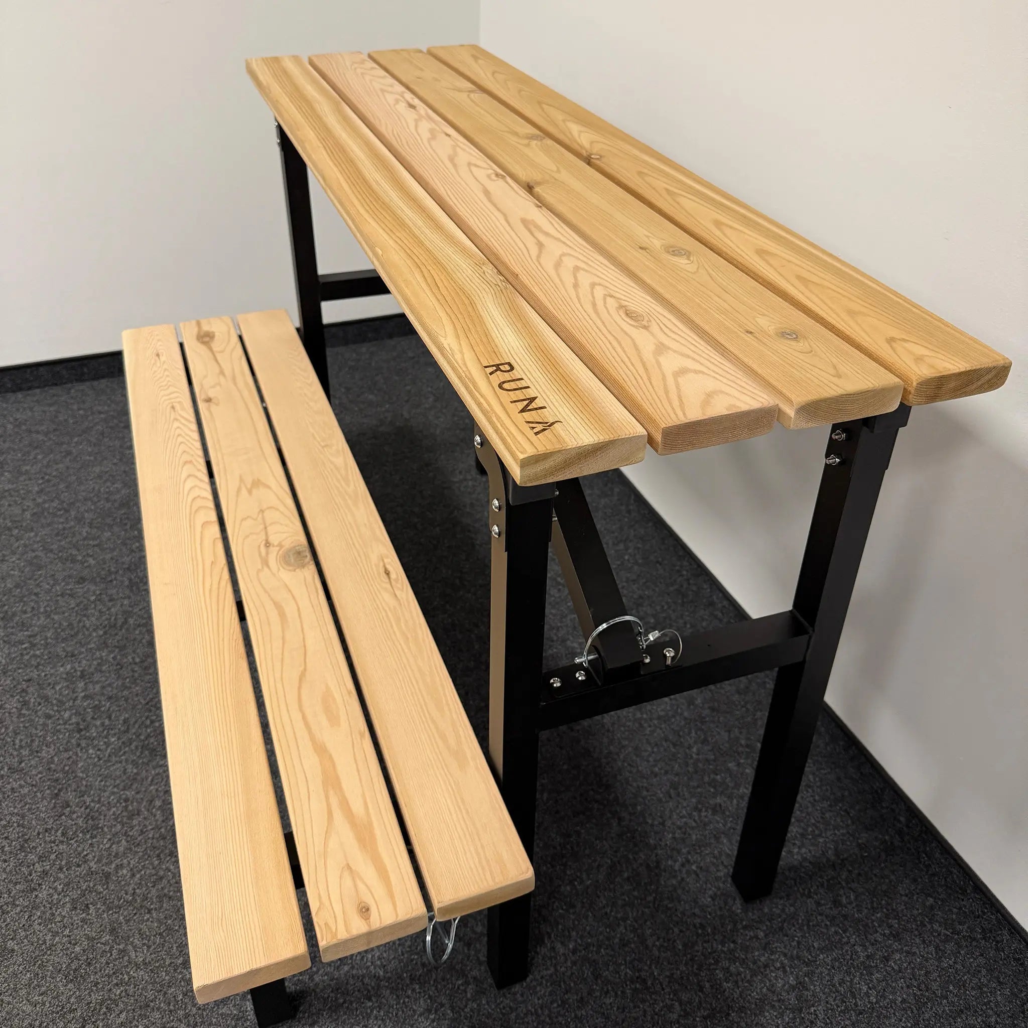 2 Stufige Saunabank aus kanadischem Rotzeder Holz